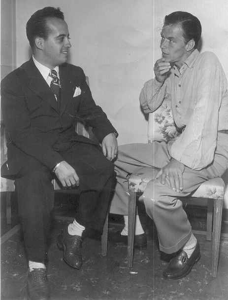 Com Frank Sinatra em Los Angeles (Foto: Divulgação)