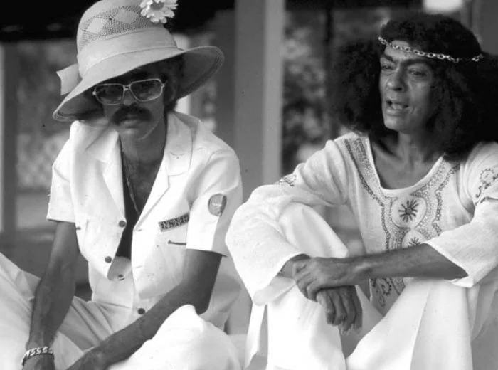 Arnaud Rodrigues como Paulinho Boca de Profeta Chico Anysio como Baiano